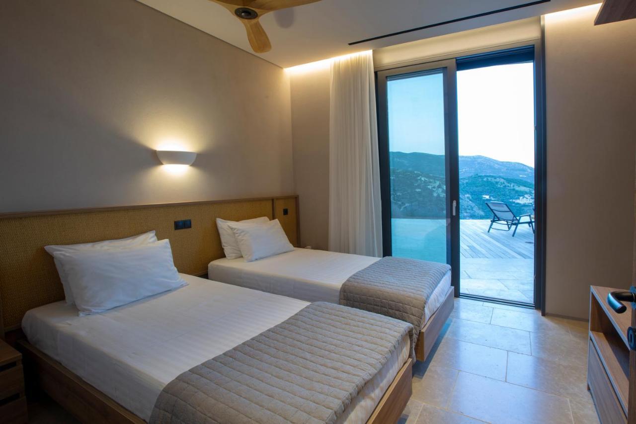 Blooms Of Sivota Bay - Luxury Villas With Private Heated Pool Exterior photo